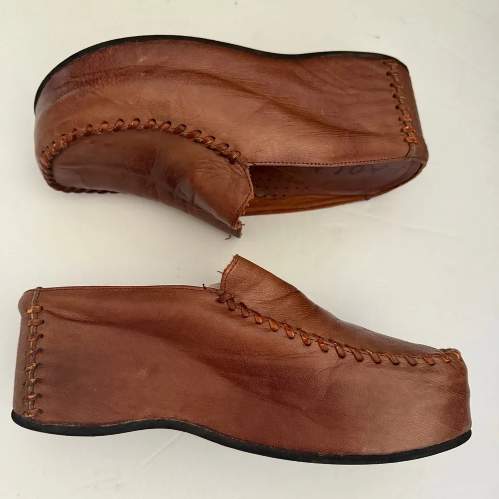 PAOLA Brown Leather Slip-On Platform Wedge Loafers Women’s Size 6.5-7 (37)